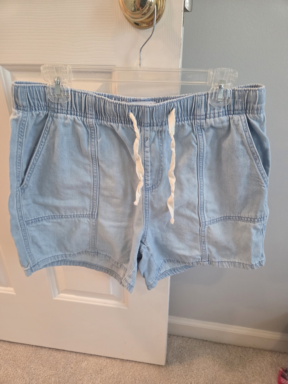 Women's Tahari Light Blue Elastic-Waist Shorts with Drawstring
